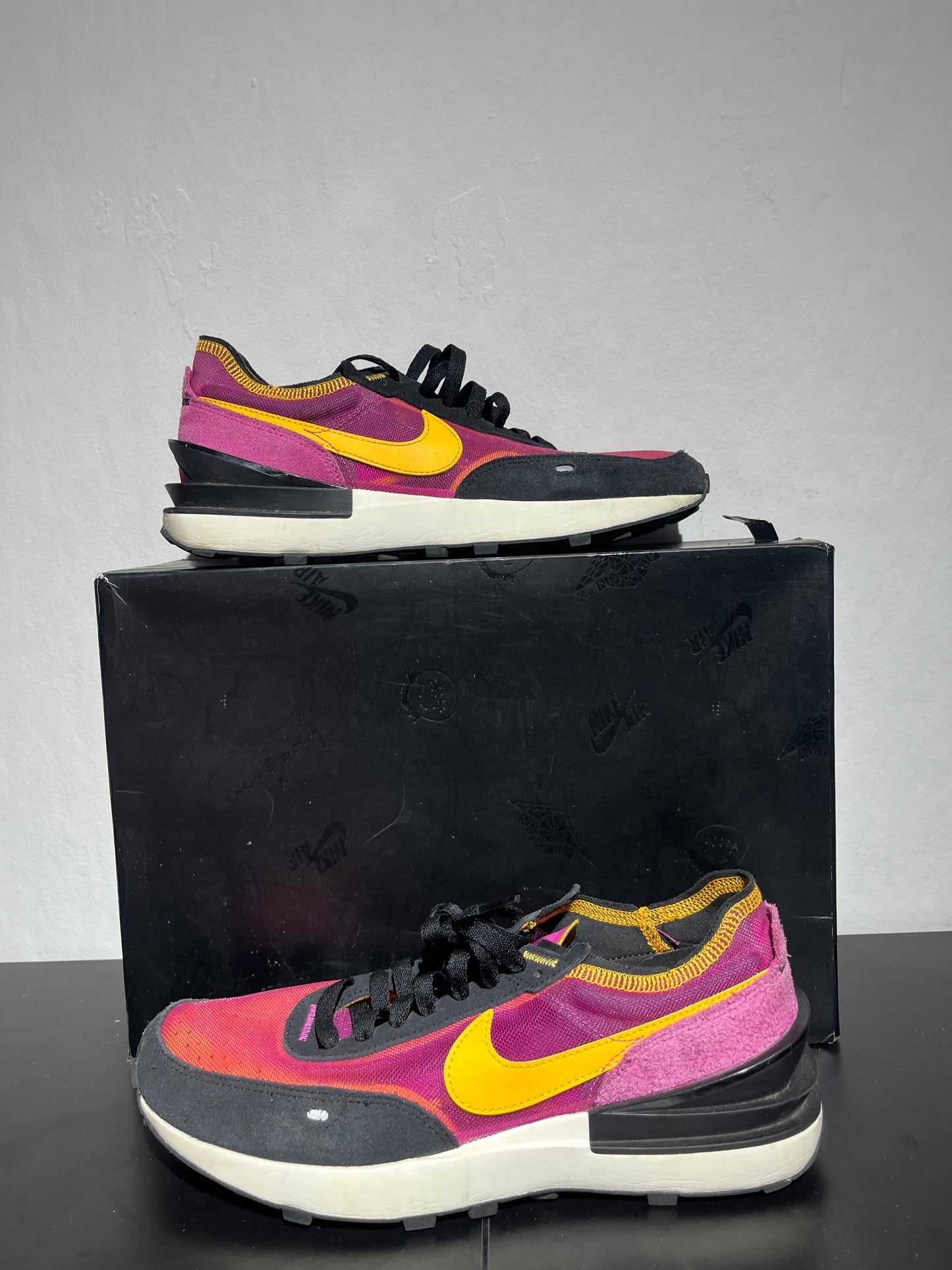 NIKE Waffle One „Active Fuchsia“ – Größe 42