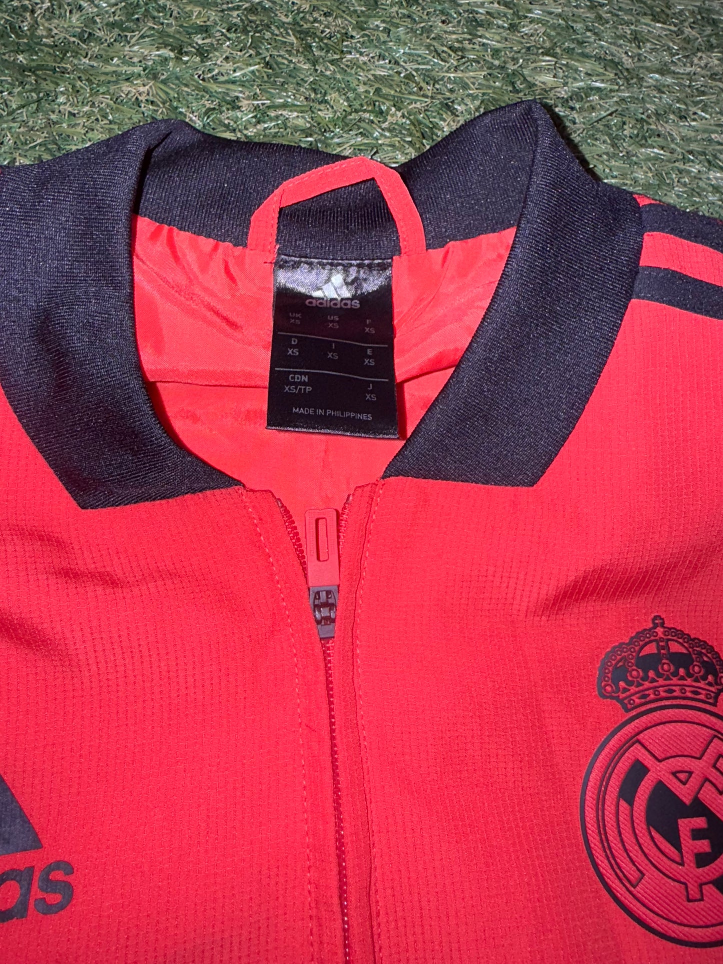 Veste de Survêtement Real Madrid – XS