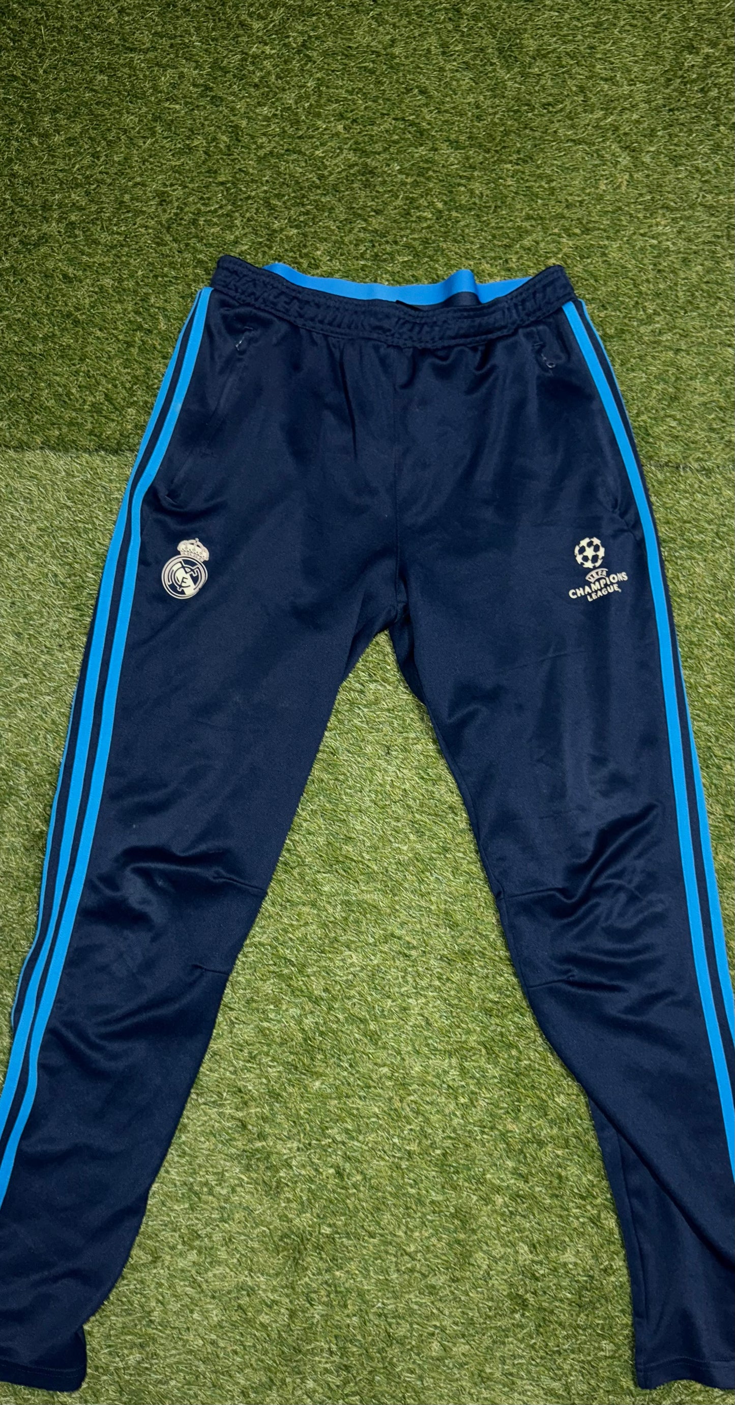 Pantalon de Survêtement Real Madrid – Taille M