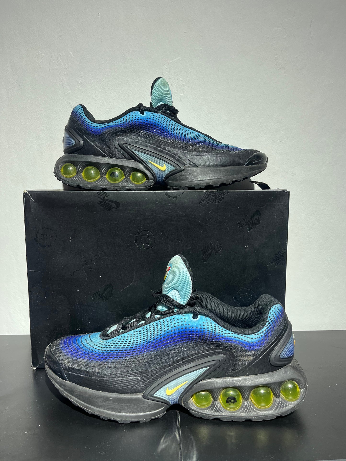 NIKE Air Max DN Blau - 44