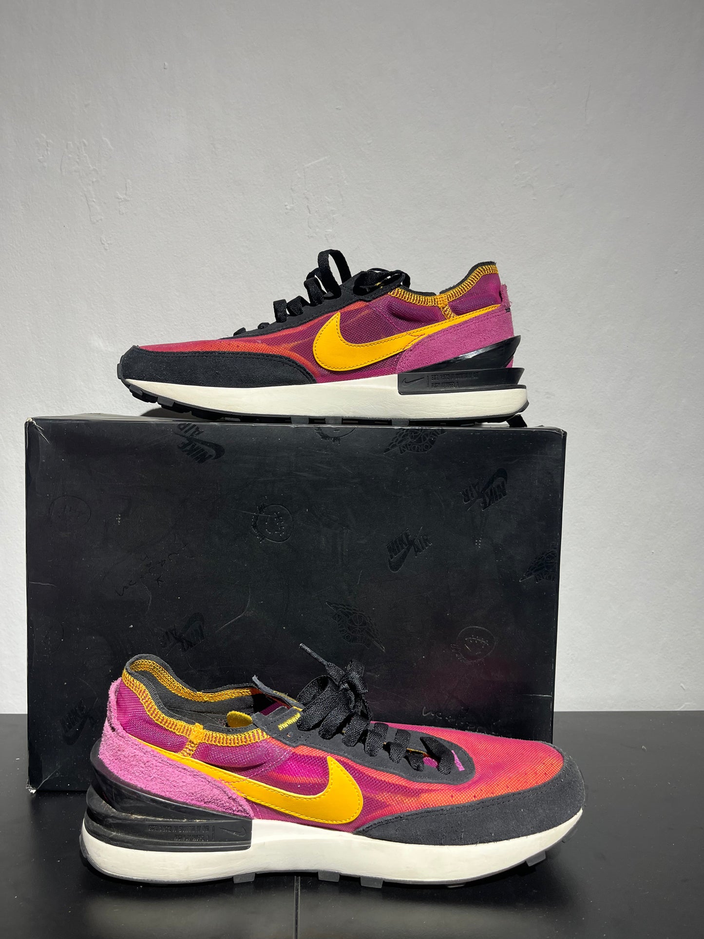 NIKE Waffle One „Active Fuchsia“ – Größe 42