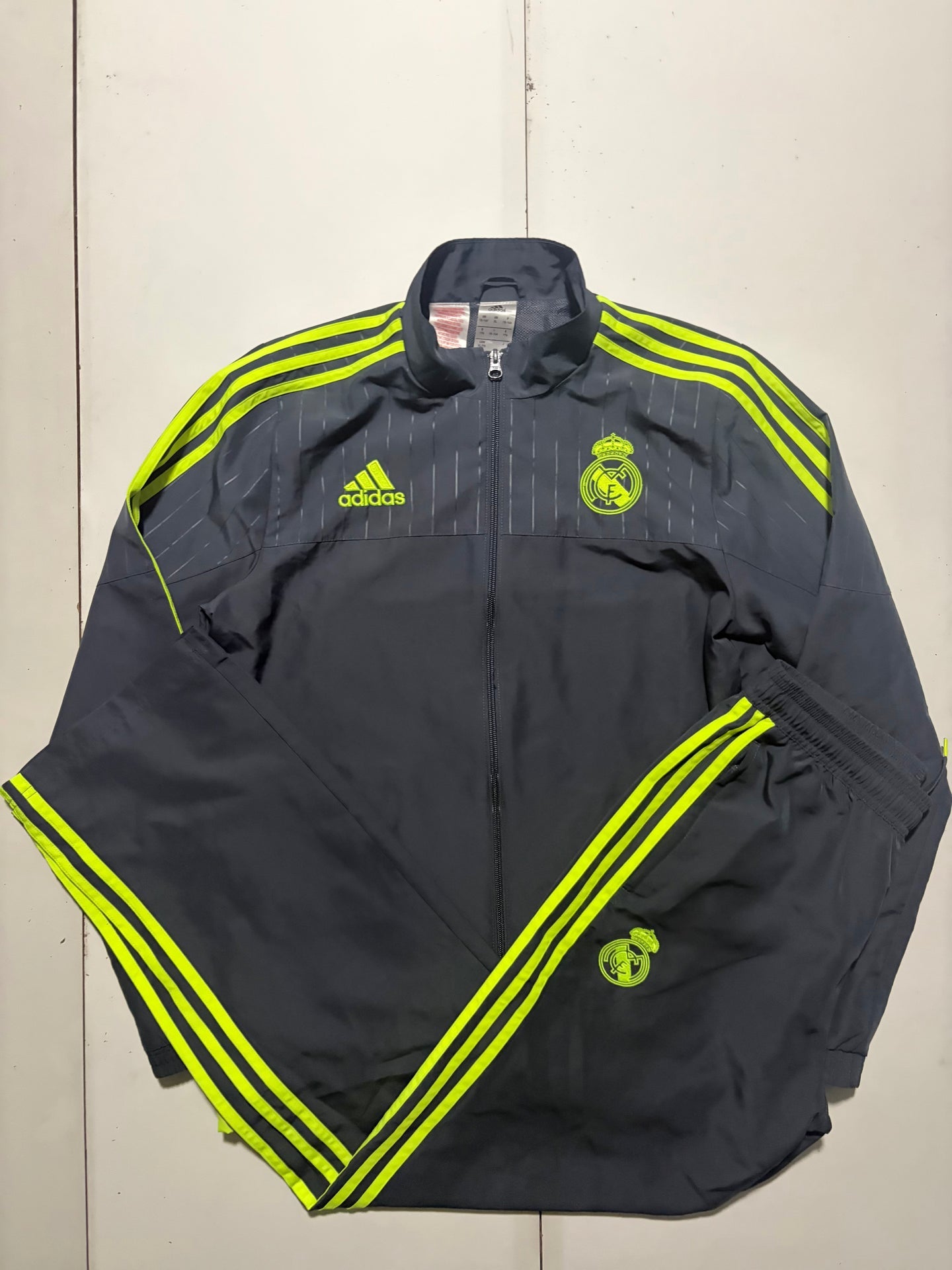 Adidas Real Madrid CF Grau &amp; Gelb Fluo – XS