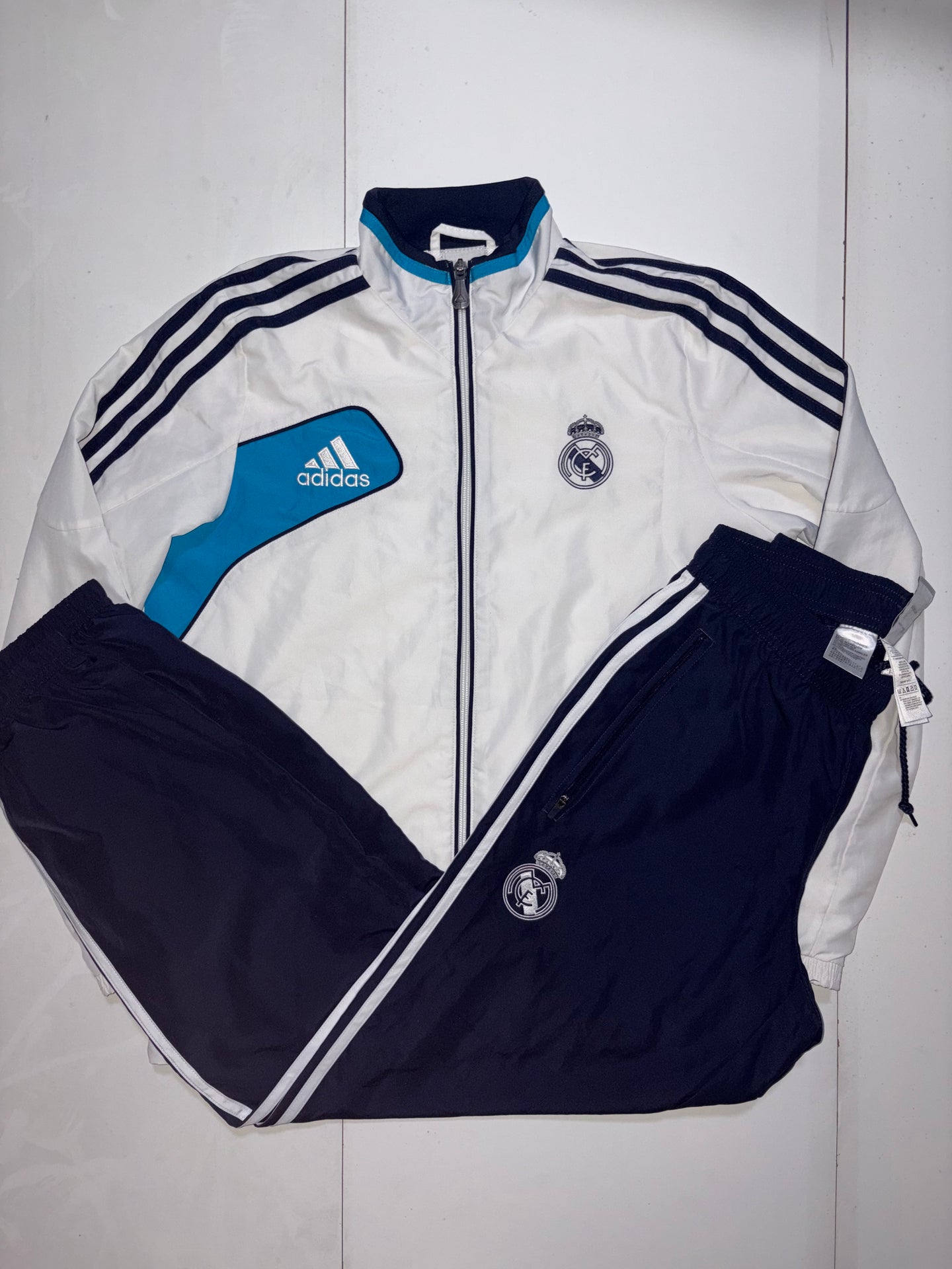 Adidas Real Madrid CF Weiß &amp; Blau – XS
