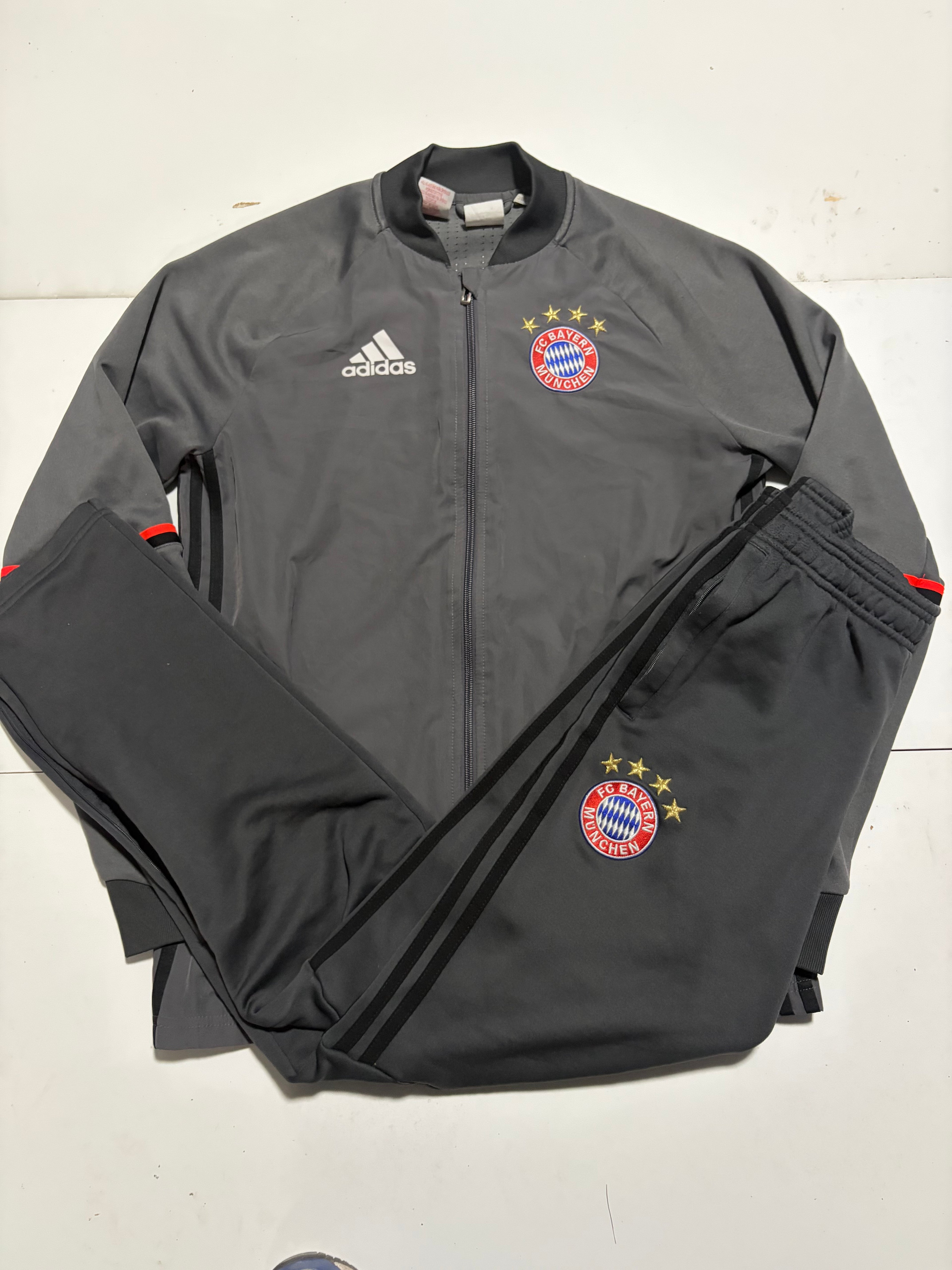 Survêtement Adidas FC Bayern München - 15/16y