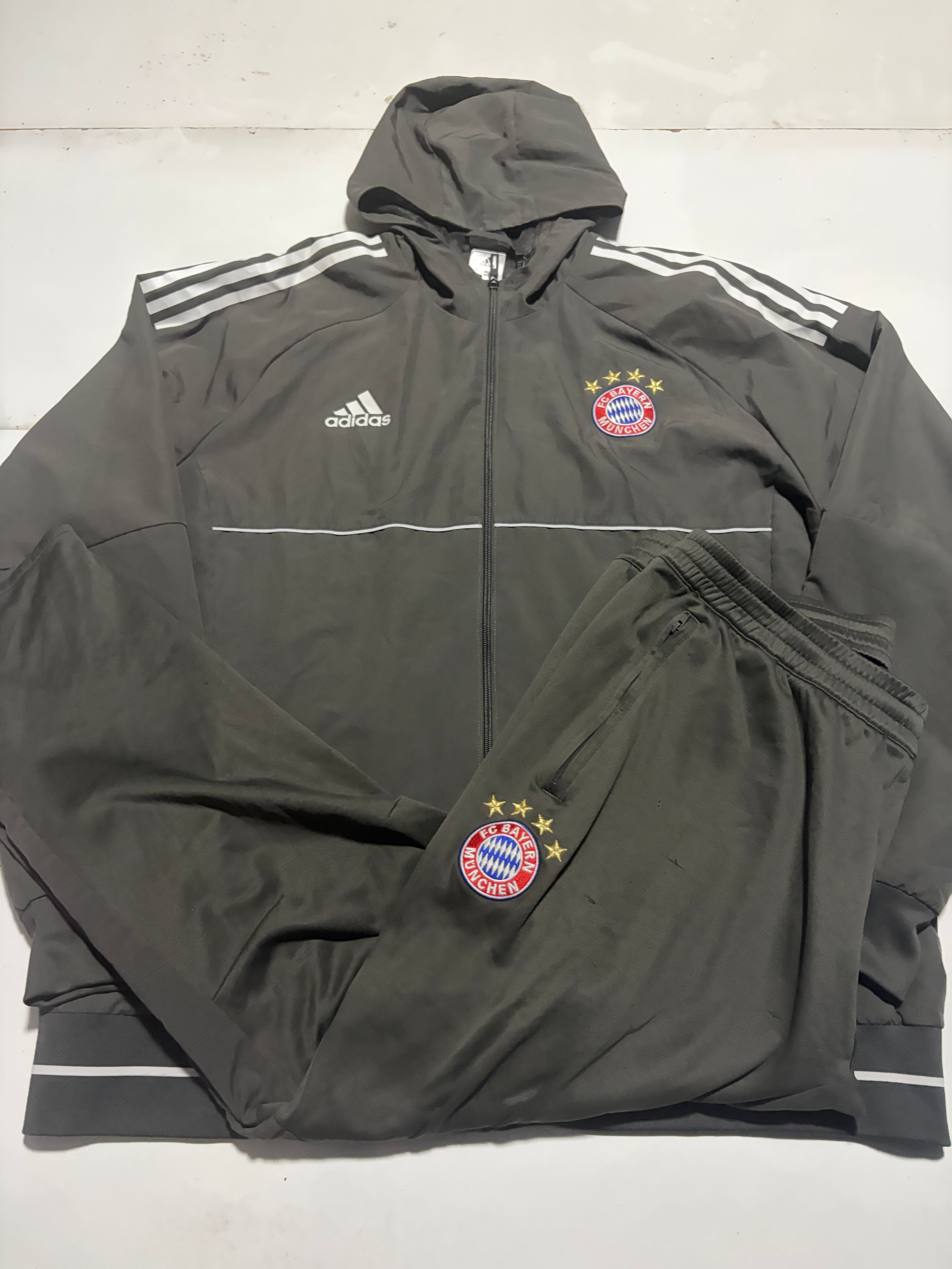 Survêtement Adidas FC Bayern München - 2XL