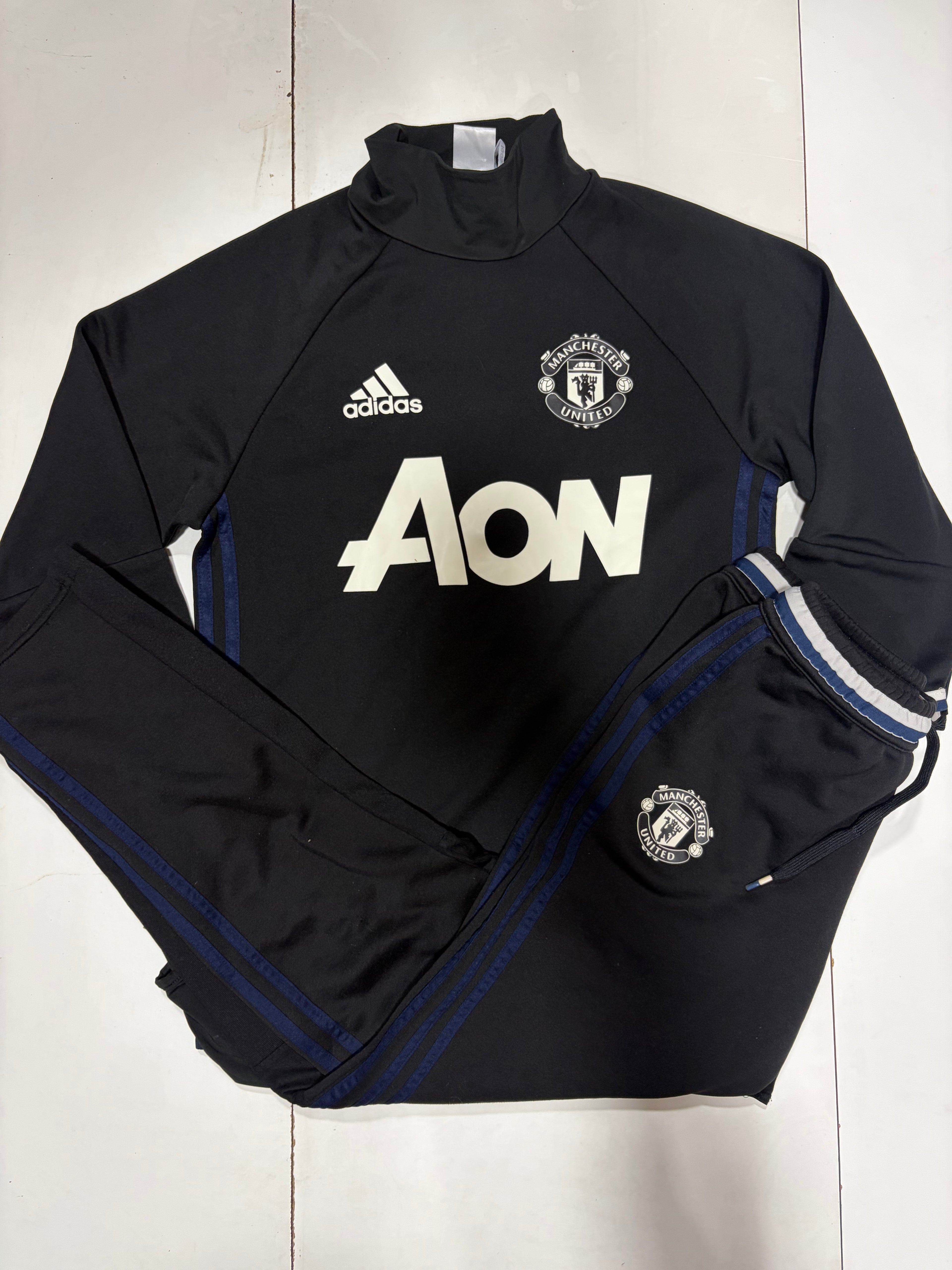 Survêtement Adidas Manchester United FC - S